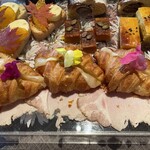 boB the garden Ginza - クロワッサンのキューバサンド