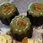 boB the garden Ginza - ピスタチオとアプリコットの半熟カヌレ