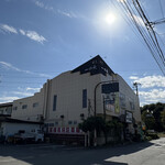 割烹 一の矢 - 南中する太陽がすっかり低くなった