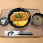 とんかつ 四十三番 - 料理写真:極上かつ丼※期間限定