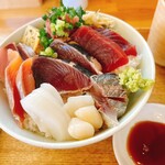 本鮪丼なかばやし - 