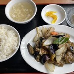純華楼 - 豚肉と茄子の醤油炒め 800円