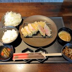 贅沢とんかつ アバンティ - ランチとんかつセット