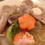 クロンアンコールレストラン - 具材色々