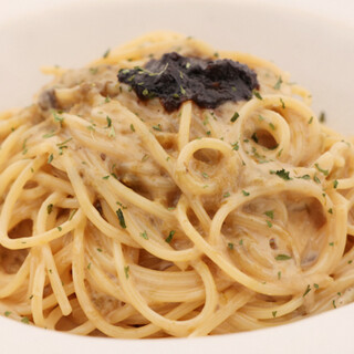 佐賀の海苔や新鮮な旬菜で作り上げる、多彩なアラカルトメニュー