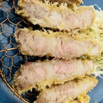 熟成豚 かわむら - 見よ！！このお肉の断面を！！4100円のTOKYO  X肩ロースだ！！