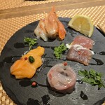 海鮮 イタリアンバル ルチアーノ - 市場直送海鮮カルパッチョ盛り合わせ赤海老、サーモン、真鯛、まぐろ