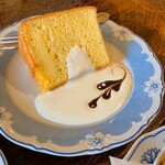 徽典館 - シフォンケーキ