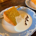 徽典館 - バナナケーキ