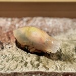 匠 進吾 - 皮剥。
      肝のインパクトは控えめですが、むしろバランスがいいかも。