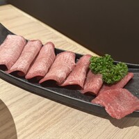 個室焼肉 さんびょうし 別邸 - 