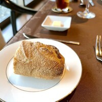 レストラン 香松 - パンも温かくて、とっっても美味しい！