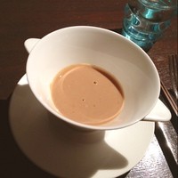 SIO syuji hijikuro - 旬菜は栗のポタージュスープ☆
                栗をスープにするなんて、斬新‼︎
                濃厚で栗の旨味がぎっしりヾ(*´∀｀*)ﾉ