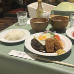 洋食クアトロ - 