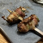 焼き鳥 つむぐ - えのきとアスパラの豚巻き