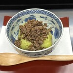 よし町 - ⑪翡翠茄子そぼろ掛け（チタケ、土浦産翡翠茄子、常陸国天然まがも）