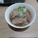 やきとり 織笠 - もつ煮605円