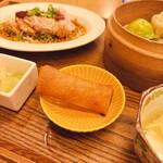 鶏と点心と町中華 - 豪勢ですよね～。