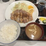 とんかつ しげます - 料理写真: