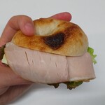 ダーシェンカ - ベーグル❨ハム&チーズ❩