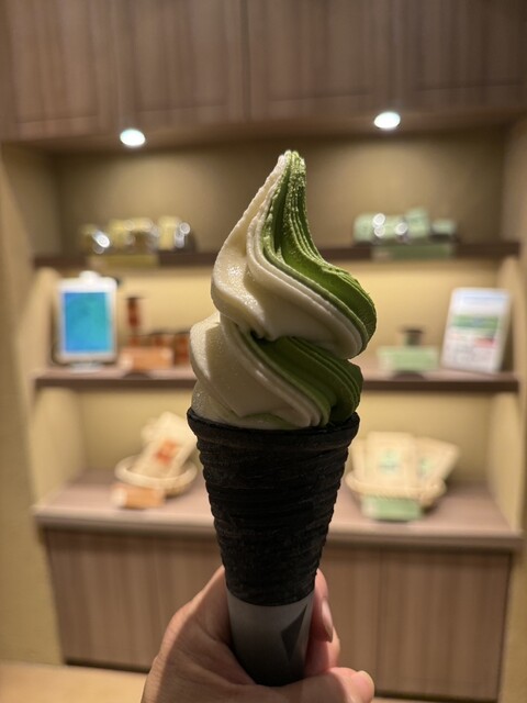 Chaya Shizuku - Namba/Sweets | Tabelog