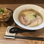 ラーメン 健やか - 