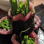 近江牛ホルモン いるもん - とろたく