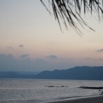 クル クル - 店内から見える海辺