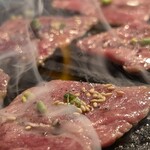 近江牛ホルモン いるもん - 