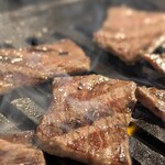 近江牛ホルモン いるもん - 