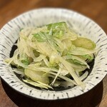 とさか - セロリと玉ねぎのジンジャーマリネ