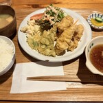 カフェアンドフード エルディーケー - 