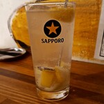 水道橋 牛タンいろ葉 - 名物 塩レモンサワー：539円