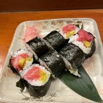 北新地 みち田 - 誰もが注文するというトロタク細巻き