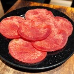 黒毛和牛×焼肉食べ放題 牛丸 - 
