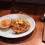 Hachihare - 青パパイヤのタイ風かきあげ