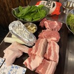 金豚食堂 クムテジシクタン - 