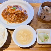 正宗広東私房菜サワダ 梅田エスト店 -  正宗広東私房菜サワダ 梅田エスト店 -