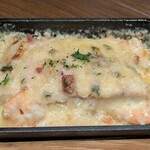 Frutti di Mare - サーモンと海の幸のクリームチーズグラタン