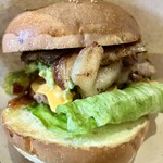 ズートンズ - バーガー袋に入れてかぶりつく