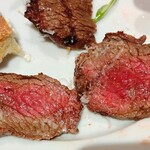 Frutti di Mare - 北海道産未経産牛のタリアータ（アップ）