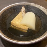 牛タンとおでん しょう助 - おでん、大根、厚揚げ、焼きちくわ