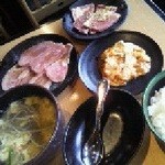 Yakiniku Kingu - 