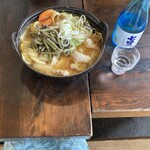 甲州ほうとう小作 - 豚肉ほうとうと地酒　(山菜いっぱい！)