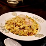 チャイニーズダイニング トランプ - 