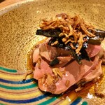 藁と瓶 赤星カツヲ - ✨レバ刺し ～焦しネギと胡麻油 低温調理～✨