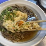 立喰うどん・そば　大和庵 - このかき揚げがたまらん(๑˃̵ᴗ˂̵)