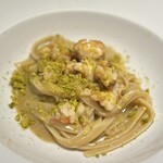 malca - 鳴門尾崎水産より足赤海老 ピスタチオソース リングイネ