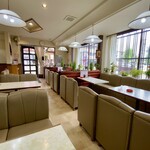 喫茶・軽食　春日 - テーブル席