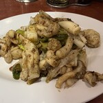 ザ・ゴールデンスワロー 首里店 - ゲソの青唐辛子炒め